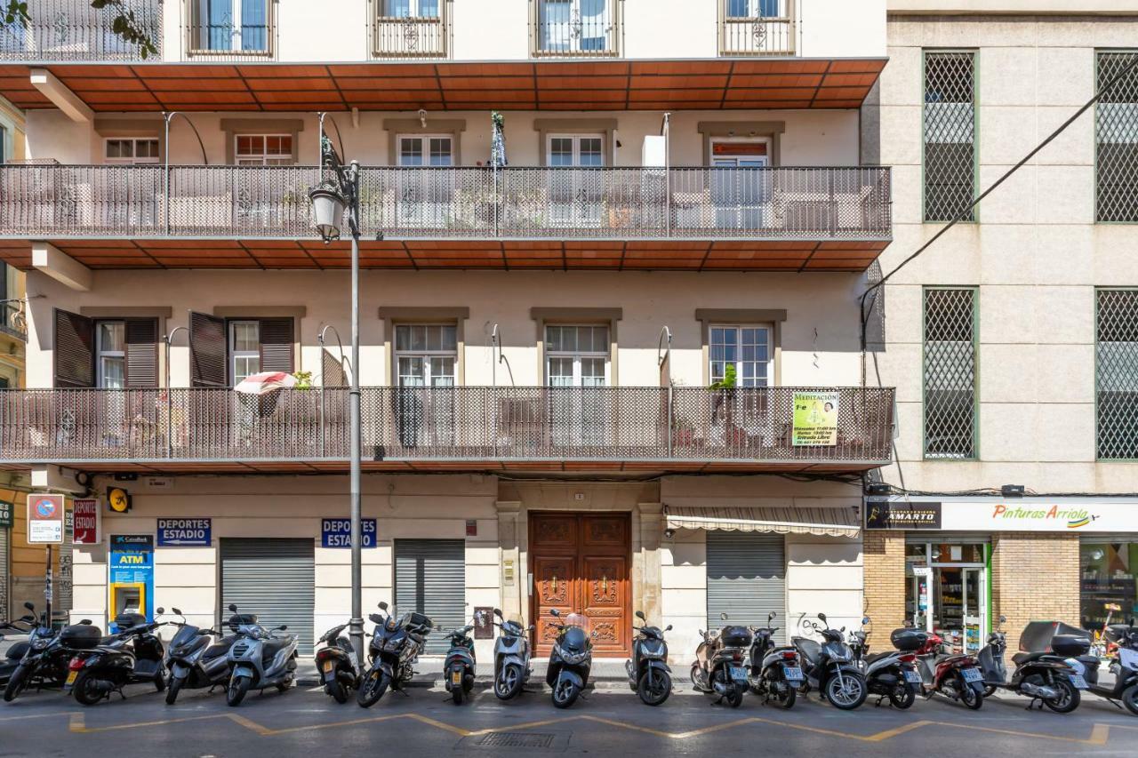 Apartamento Atarazanas Málaga Centro Histórico Exterior foto